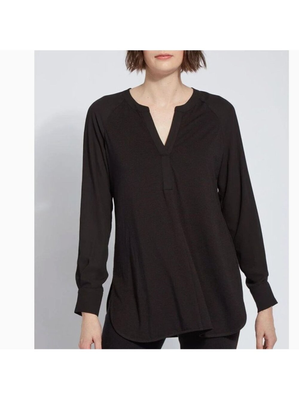 NWT Lysse Black Heirloom Mixed Media Long Sleeve V-Neck Top S